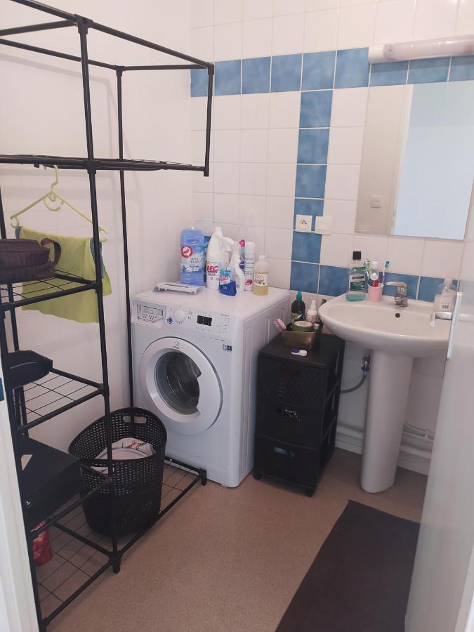 Chambre Privee 2 Pas Du Lac Chez L'Habitant 塞夫里耶 外观 照片