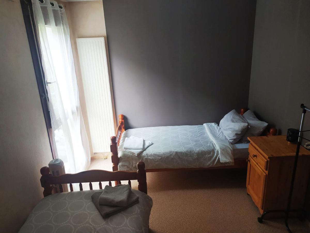 Chambre Privee 2 Pas Du Lac Chez L'Habitant 塞夫里耶 外观 照片