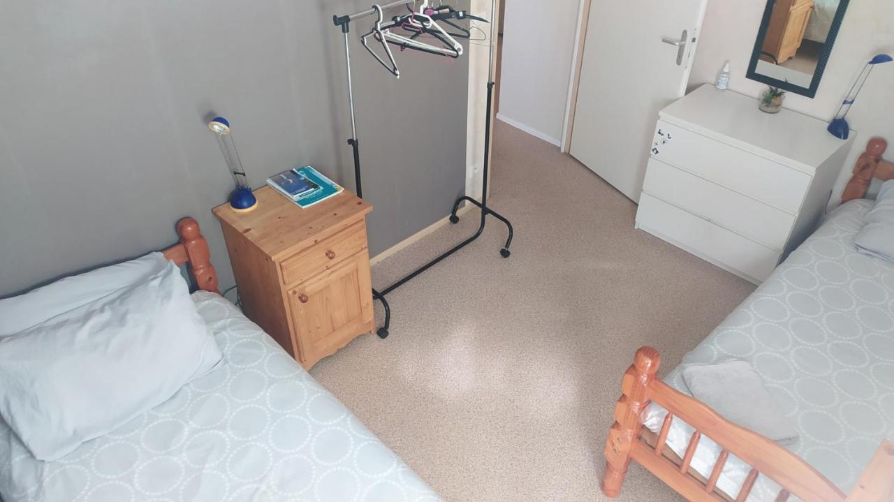 Chambre Privee 2 Pas Du Lac Chez L'Habitant 塞夫里耶 外观 照片